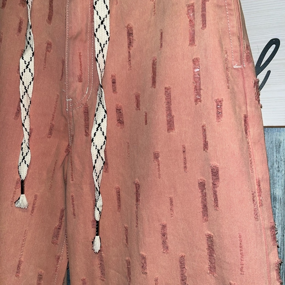 POL Large Coral Pink Wide-Leg Patchwork Floral Pants - Picture 8 of 8